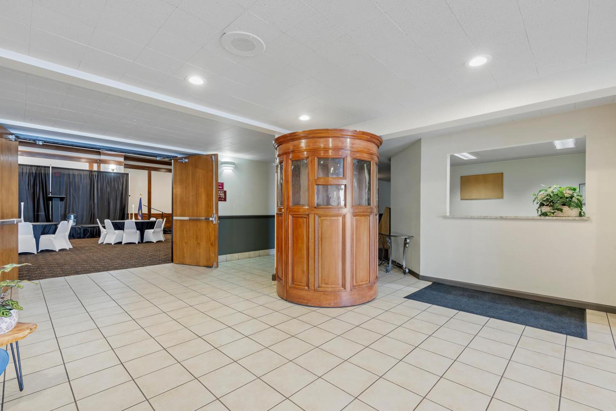 Seaport Inn & Suites Lewiston Luaran gambar